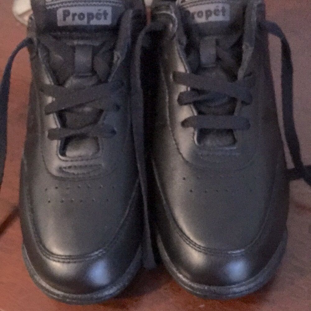 Propet LifeWalker sneakers Size 8 - Picture 4 of 12